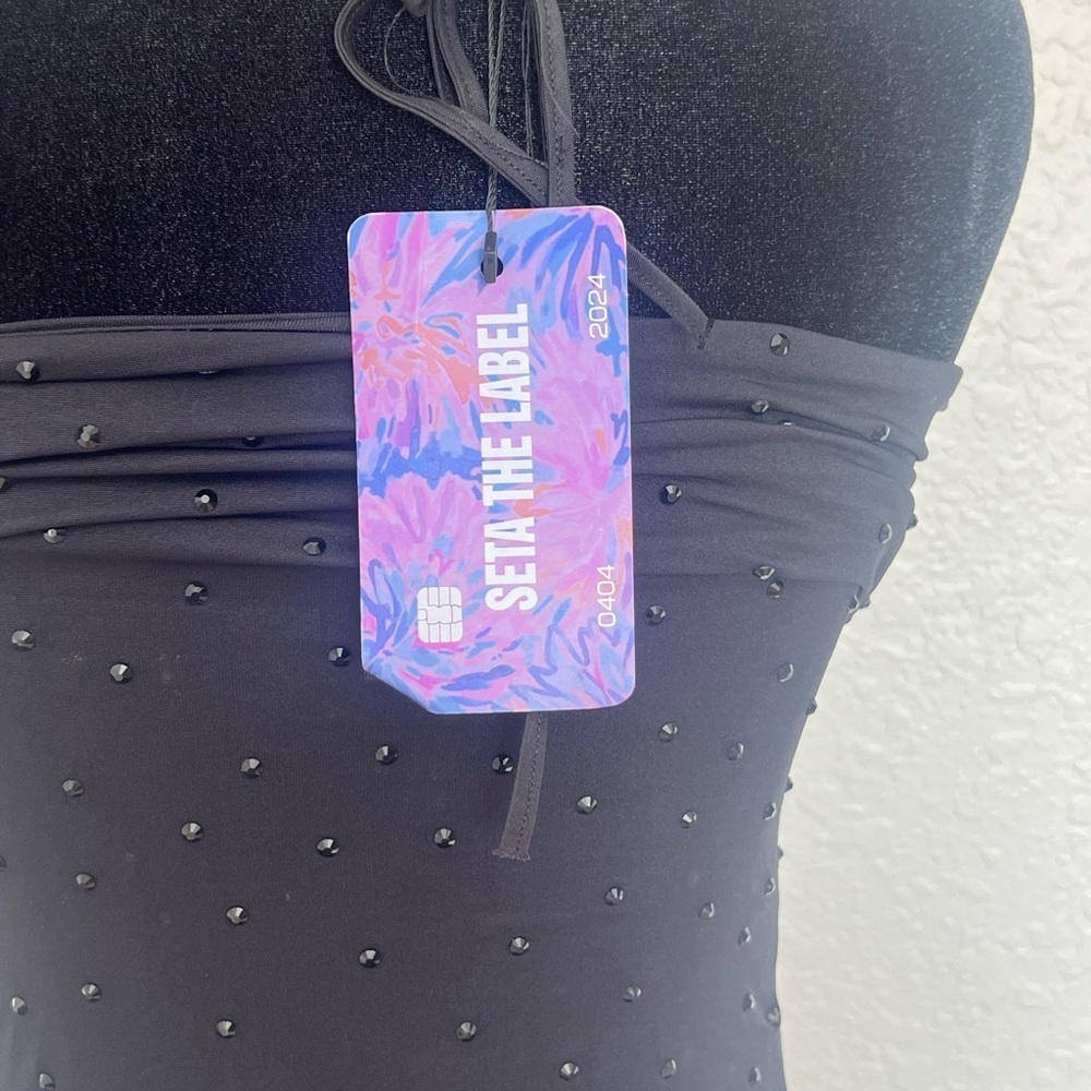 SET Active Strapless Black Dress with Silver Details caja 4 - Picture 3 of 5